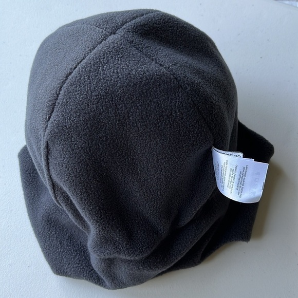 Columbia Fleece Lined Nylon Winter Hat With Ear Flaps Beige Size XL Unisex - Picture 11 of 14